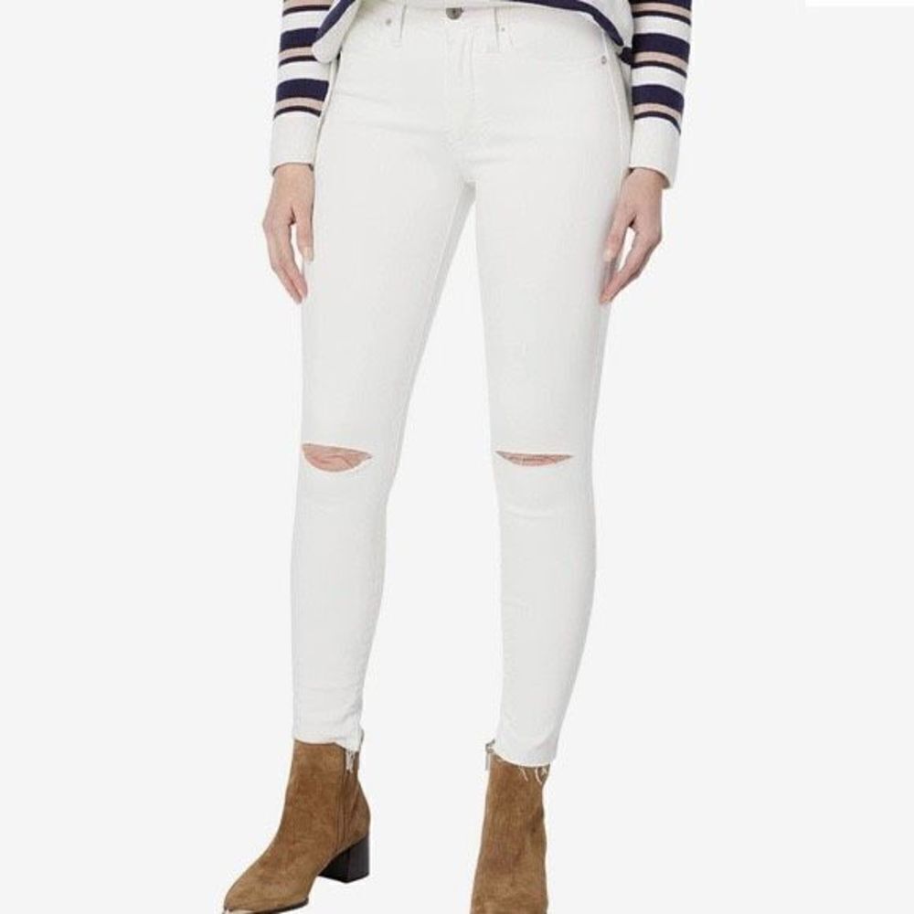 ✨HP✨Lucky Brand Bridgette White Skinny Distressed Ankle Raw Hem Jeans✨